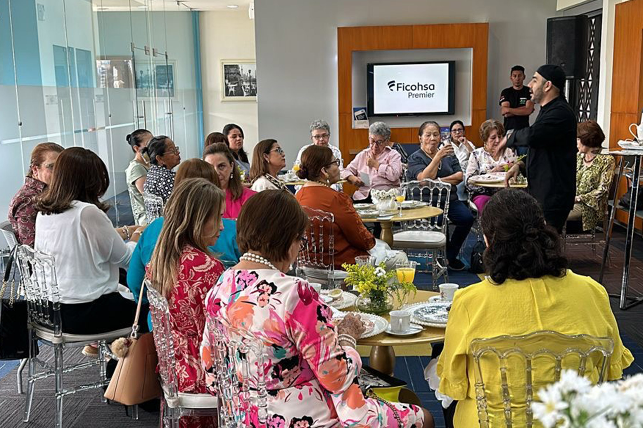 Tarde de Té por el Día de La Madre en Honduras