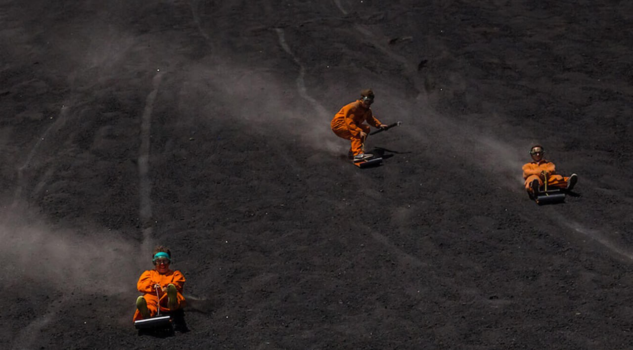 Sandboarding en Cerro Negro, Nicaragua: La aventura extrema que conquista Centroamérica.