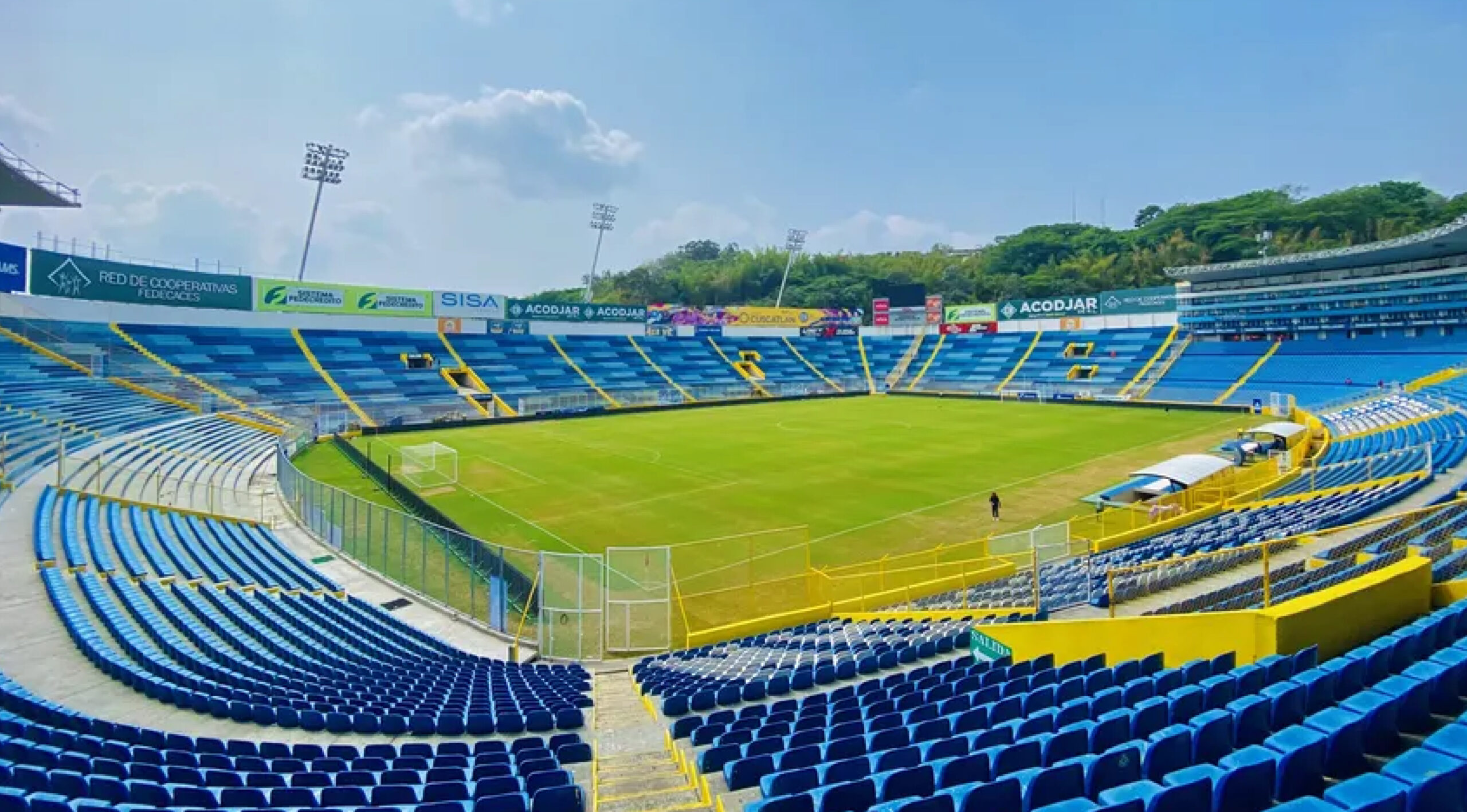 Cuscatlán reabre sus puertas: El Salvador recibe a Panamá en un duelo clave rumbo al Mundial 2026.